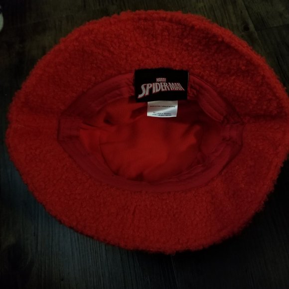 Marvel Spider-man Sherpa Bucket Hat - Picture 6 of 9